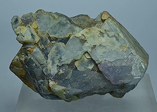 Феноминален природен сино кварц кристал со непознато зелено вклучување 48 грам