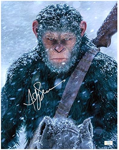 Енди Серкис ја автограмираше војната за планетата на мајмуните 11 × 14 Казар